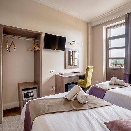 The Frontier Hotel Siret Exterior photo
